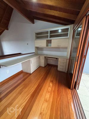 Image 22 - 307042