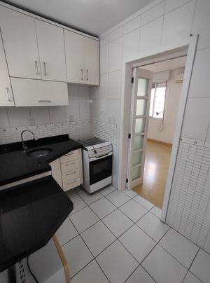 Image 17 - 307114