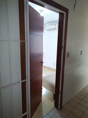 Image 1 - 307114