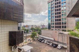 Image 31 - 307250