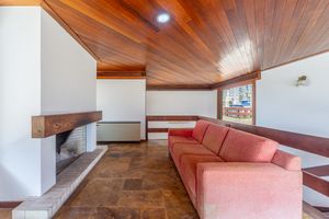 Image 24 - 307250