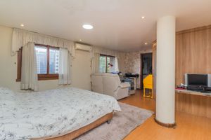 Image 38 - 307250