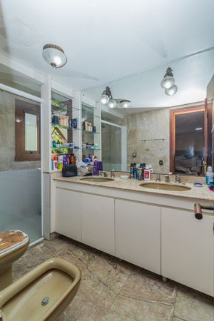 Image 41 - 307250
