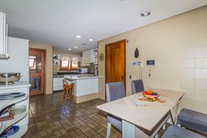 Image 45 - 307250