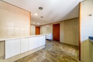 Image 41 - 307250