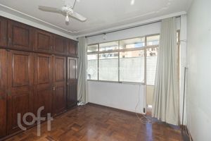 Image 18 - 307510