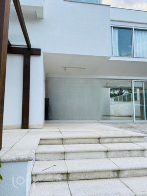 Image 56 - 307525