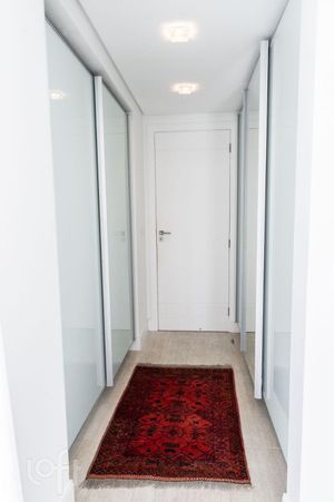 Image 31 - 307525