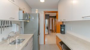 Image 10 - 307547