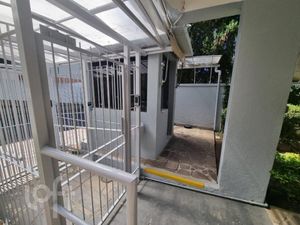Image 17 - 307615