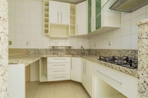 Image 14 - 307833