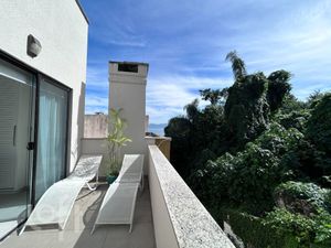 Image 8 - 307834