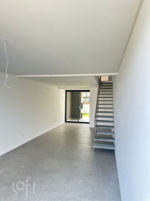 Image 6 - 307842