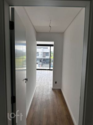Image 17 - 307842
