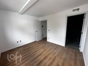 Image 18 - 307842