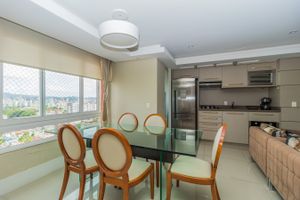 Image 4 - 307871