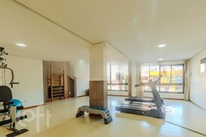 Image 38 - 307885