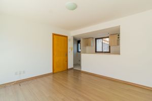 Image 4 - 307922