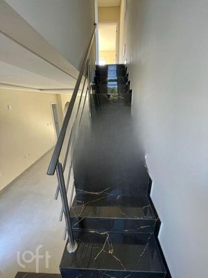 Image 17 - 308030