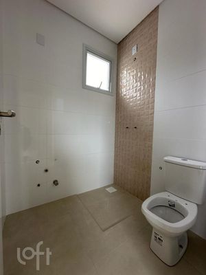 Image 15 - 308083