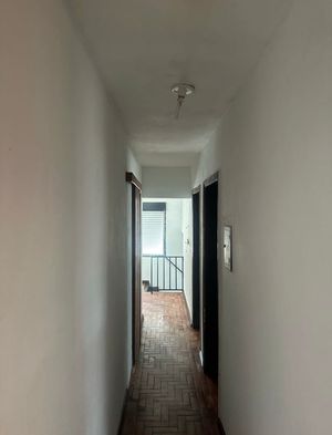 Image 12 - 308107
