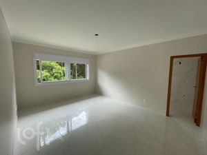 Image 13 - 308205