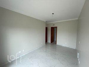 Image 22 - 308205
