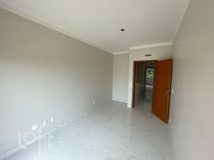 Image 21 - 308205