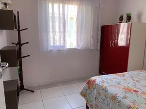 Image 22 - 308207