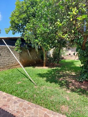 Image 12 - 308235
