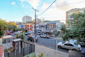 Image 8 - 308301