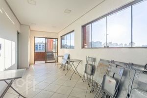 Image 30 - 308313