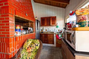 Image 27 - 308327