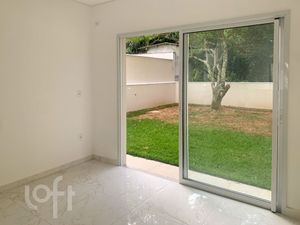 Image 11 - 308405
