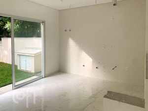 Image 10 - 308405