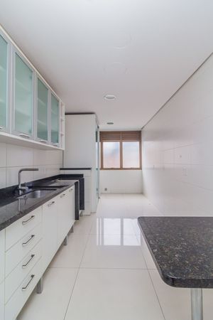 Image 31 - 308428