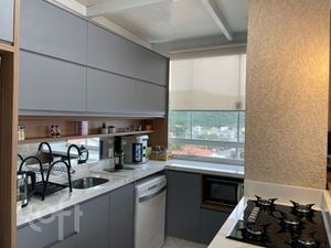 Image 10 - 308443