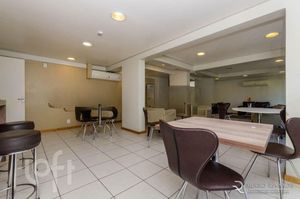 Image 31 - 308502