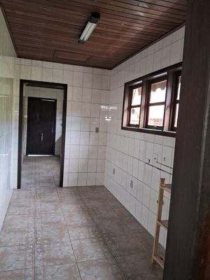 Image 13 - 308552