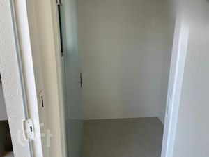 Image 11 - 308559