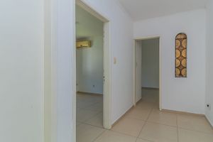 Image 11 - 308763