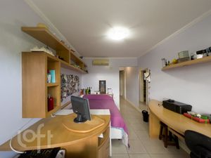 Image 24 - 308783