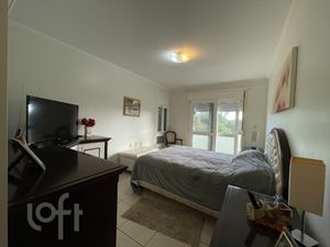 Image 20 - 308783