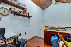 Image 27 - 308817