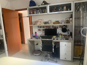 Image 19 - 309056