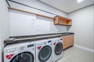 Image 31 - 309061