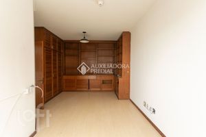 Image 16 - 309103