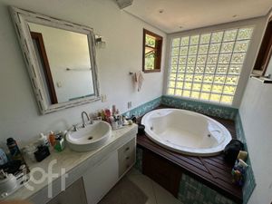 Image 15 - 309344