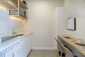 Image 6 - 309376