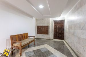 Image 25 - 309911